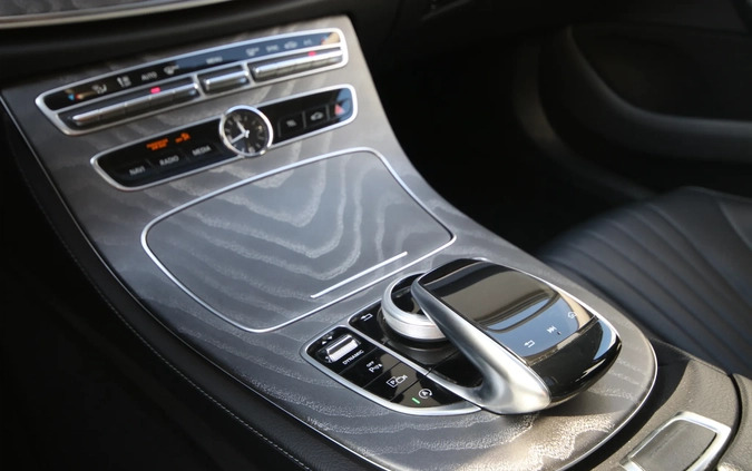 Mercedes-Benz CLS cena 185000 przebieg: 116000, rok produkcji 2019 z Ustrzyki Dolne małe 254